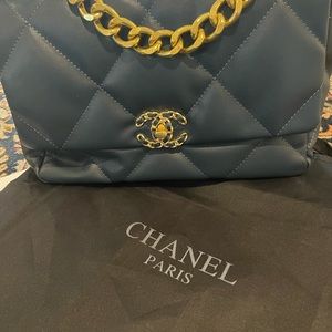 Chanel “like” handbag